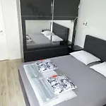 Lux Dalmatia Beachside