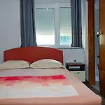 Lux Dalmatia Beachside 3*