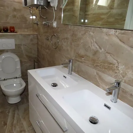 Lux Dalmatia Beachside 3* Makarska