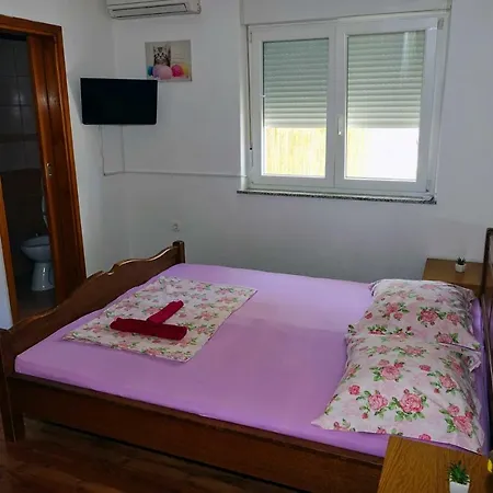 Lux Dalmatia I & R * 마카르스카