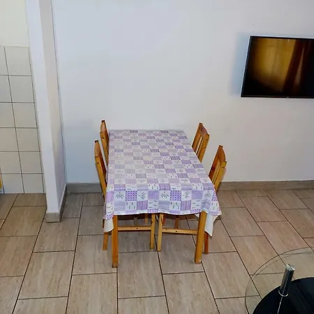 Lux Dalmatia Beachside Vendégház 3*