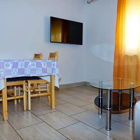 Vendégház Lux Dalmatia Beachside 3*