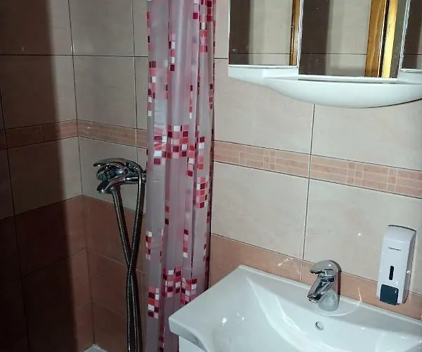 Lux Dalmatia Beachside ماكارسكا