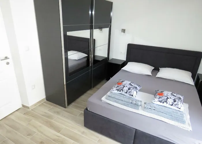 Lux Dalmatia Beachside Πανσιόν